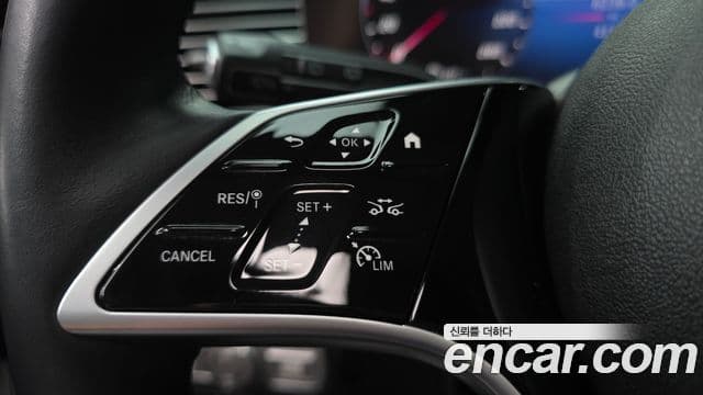 Mercedes-Benz GLE-Class 2024 — Photo 18/34