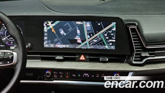 Kia Sportage 2022 — ფოტო 13/20