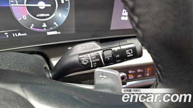 Kia Sportage 2022 — ფოტო 18/20