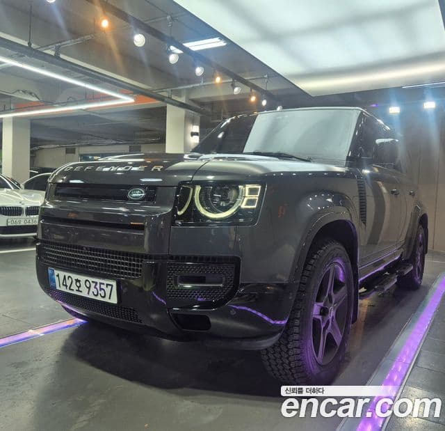 Land Rover Defender 2025 — Şəkil 1/20