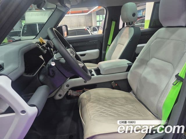 Land Rover Defender 2025 — Şəkil 15/20