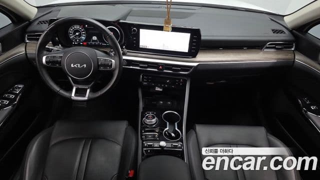 Kia K5 2022 — Şəkil 7/20