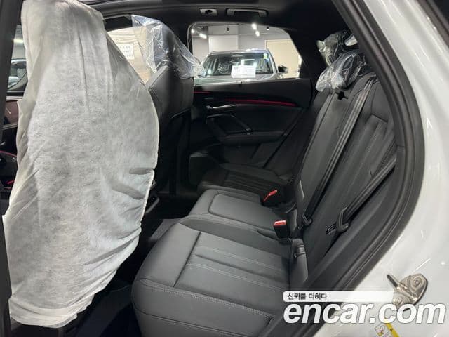 Audi Q5 2025 — ფოტო 11/13