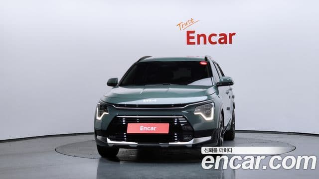 Kia Niro 2022 — ფოტო 3/20