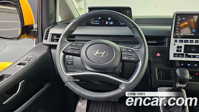 Hyundai Staria 2025 — Şəkil 13/20