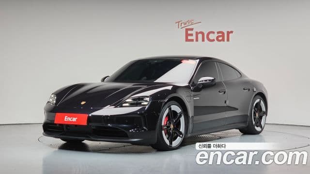 Porsche Taycan 2025 — ფოტო 4/33