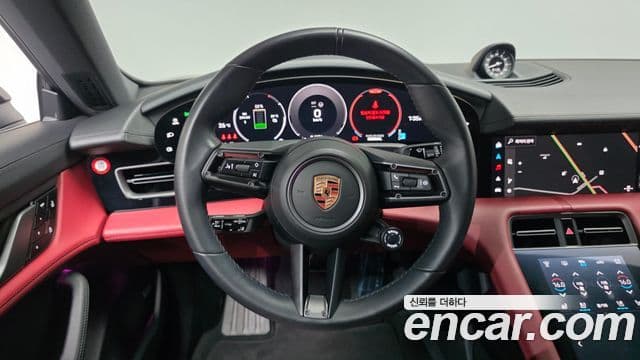 Porsche Taycan 2025 — ფოტო 20/33
