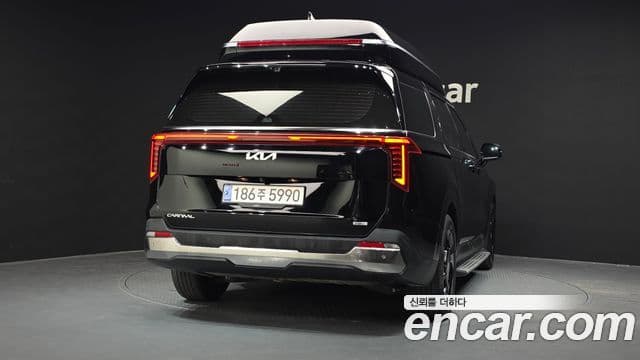 Kia Carnival 2024 — Şəkil 4/20