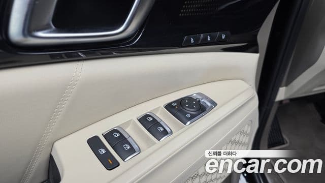 Kia Carnival 2024 — Şəkil 12/20