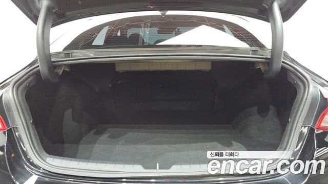 Kia K5 2023 — ფოტო 18/20