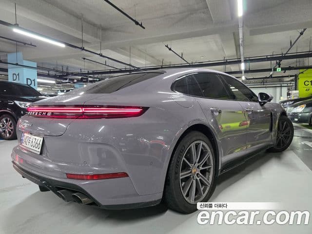 Porsche Panamera 2025 — Фото 4/14