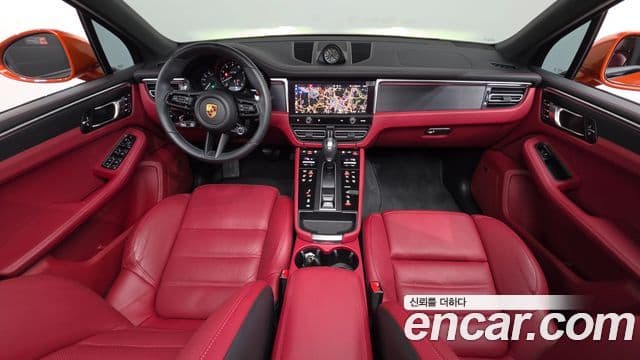 Porsche Macan 2022 — Şəkil 7/20