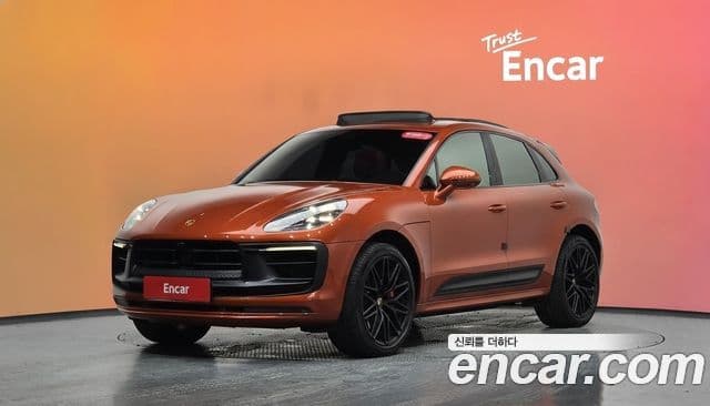 Porsche Macan 2022 — Şəkil 1/20