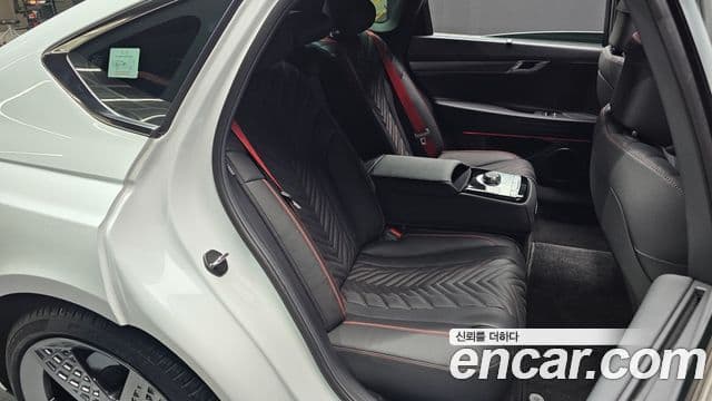 Genesis G80 2025 — Şəkil 14/20