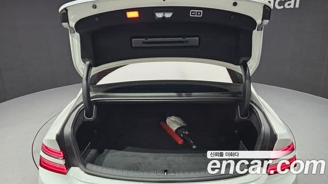 Genesis G80 2025 — Şəkil 9/20