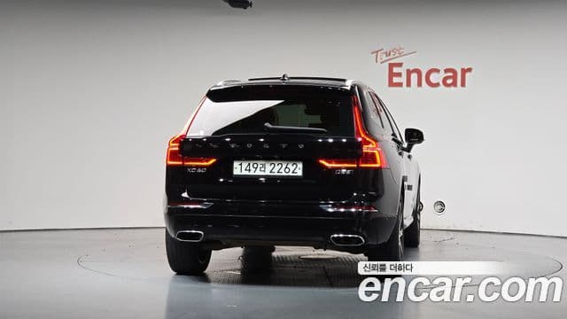 Volvo XC60 2020 — Şəkil 4/20