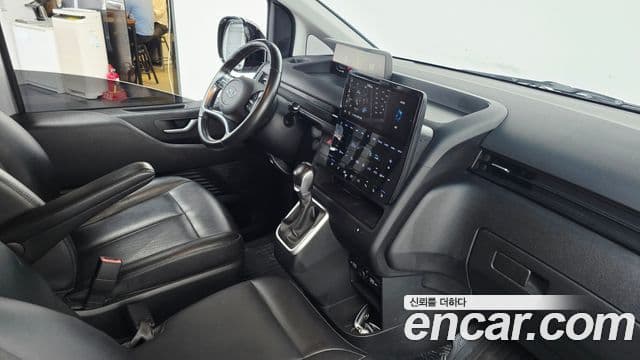 Hyundai Staria 2021 — ფოტო 20/20