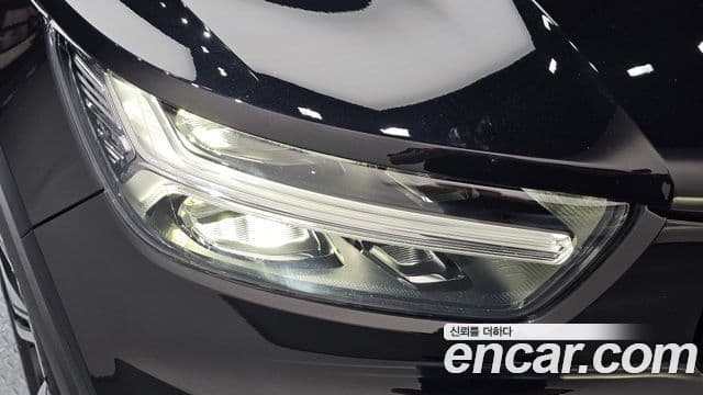 Volvo XC40 Recharge 2022 — ფოტო 33/38