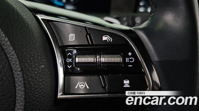 Kia Seltos 2023 — Şəkil 19/20
