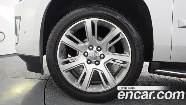 Cadillac Escalade 2018 — фото 5 из 20