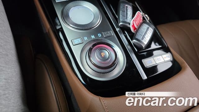 Genesis Electrified G80 2022 — Şəkil 9/20