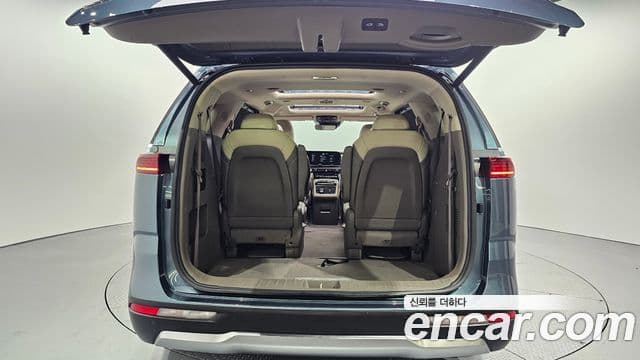 Kia Carnival 2020 — фото 20 из 20
