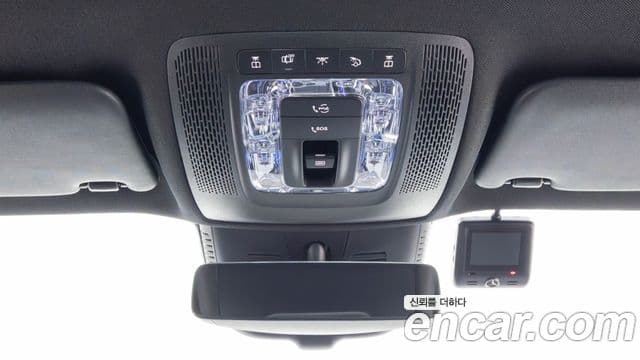 Mercedes-Benz GLB-Class 2025 — Şəkil 12/20