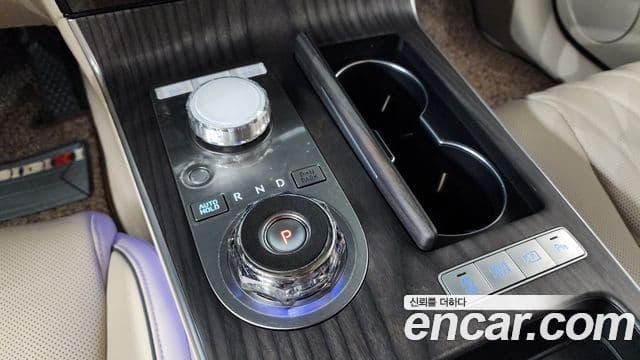 Genesis Electrified G80 2025 — Şəkil 9/20