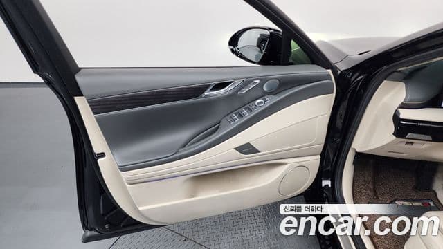 Genesis G80 2025 — Photo 16/37