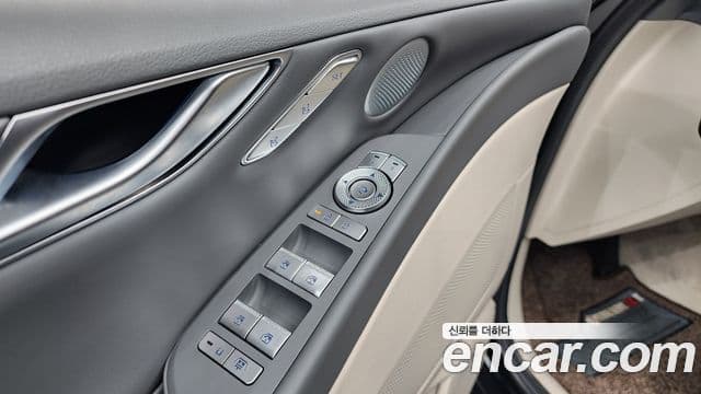 Genesis G80 2025 — Photo 4/37