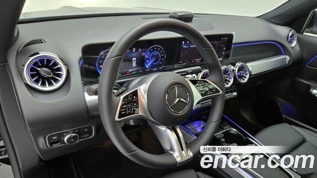Mercedes-Benz EQB 2025 — ფოტო 7/18