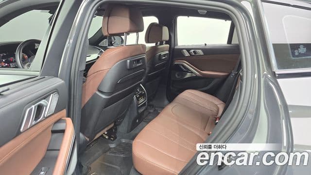 BMW X6 2023 — ფოტო 19/20