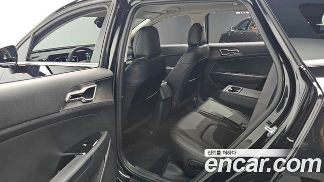 Kia Sportage 2022 — ფოტო 11/20