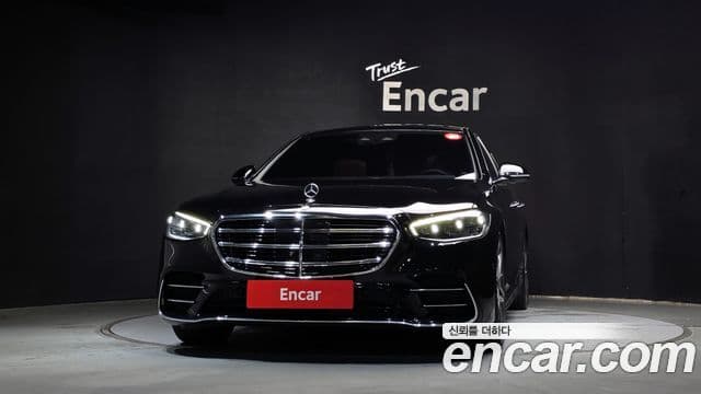 Mercedes-Benz S-Class 2022 — Photo 6/32