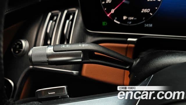 Mercedes-Benz S-Class 2022 — Photo 14/32