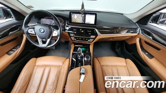 BMW 5 Series 2021 — Şəkil 7/20