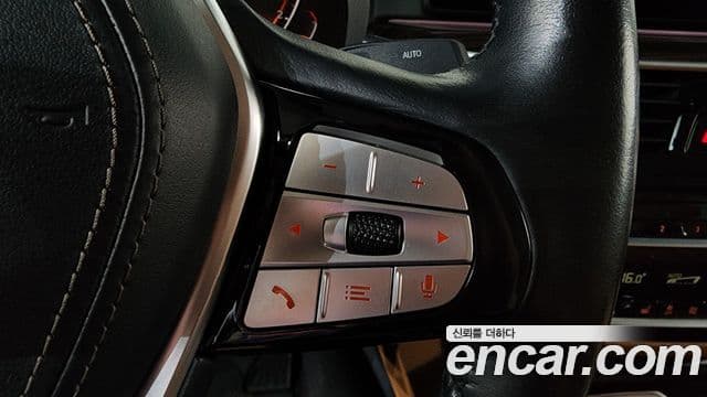 BMW 5 Series 2021 — Şəkil 16/20