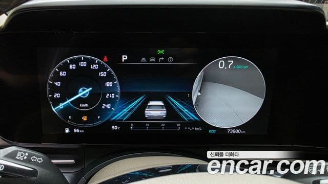 Kia Carnival 2022 — Фото 8/20