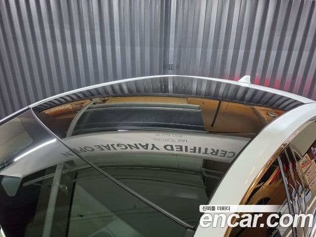 Toyota Crown Crossover 2024 — ფოტო 19/19