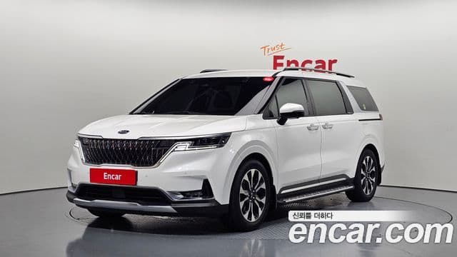 Kia Carnival 2021 — Фото 1/20