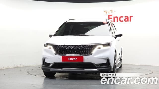 Kia Carnival 2023 — Фото 3/20