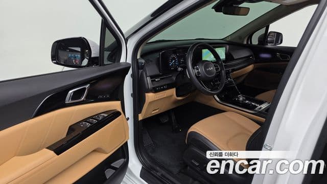 Kia Carnival 2023 — Фото 10/20
