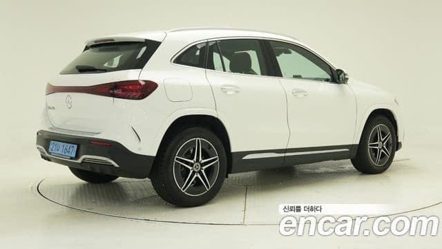 Mercedes-Benz EQA 2025 — ფოტო 4/18