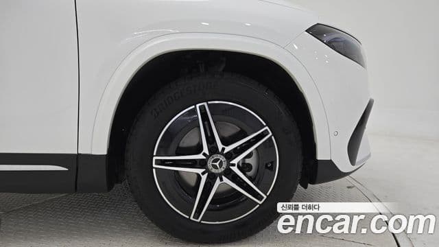 Mercedes-Benz EQA 2025 — ფოტო 10/18