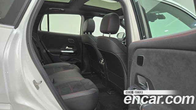 Mercedes-Benz EQA 2025 — ფოტო 18/18