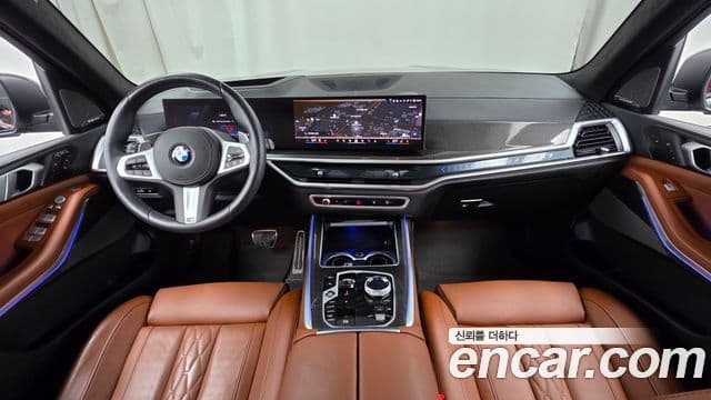 BMW X7 2025 — Фото 7/20