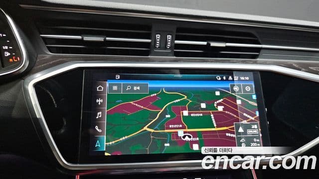 Audi A6 2021 — ფოტო 16/20