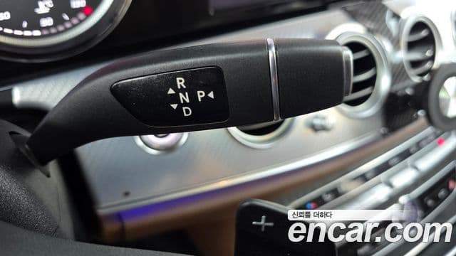 Mercedes-Benz E-Class 2019 — ფოტო 9/20