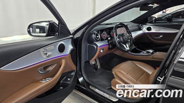 Mercedes-Benz E-Class 2019 — ფოტო 10/20