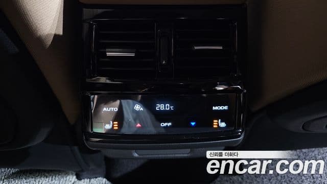 Renault Samsung Grand Koleos 2025 — Фото 19/20